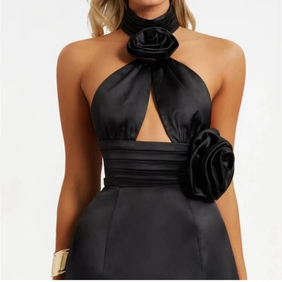 Heiress Beverly Hills Black Halter Satin Cutout Flower Dress New with Tags! - Picture 4 of 15